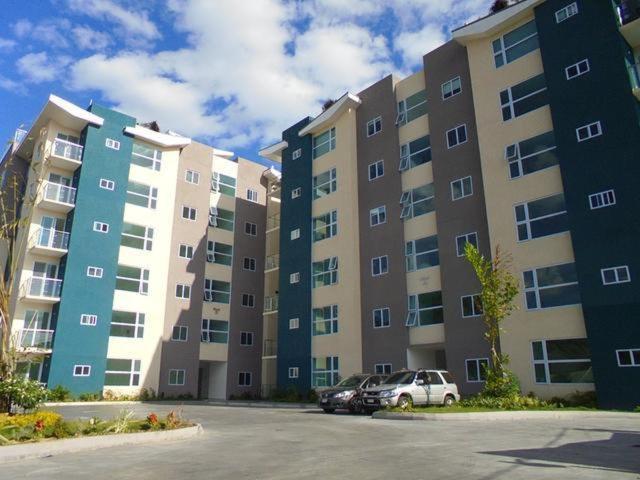Appartement Harloe'S à Kingston Extérieur photo
